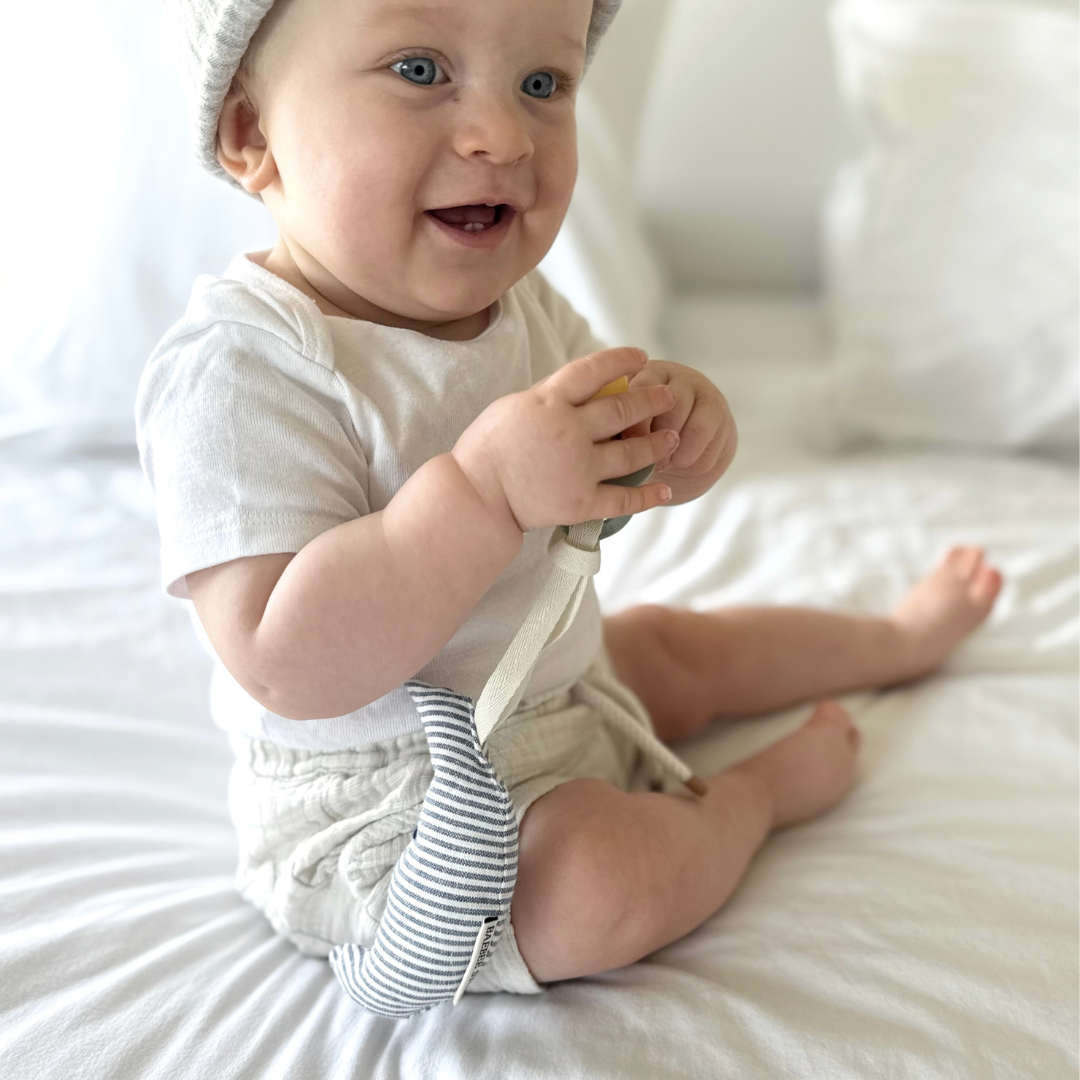 maan speenkoord bijtring baby linnen gestreept blauw
