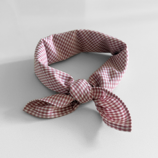 oud roze sjaaltje