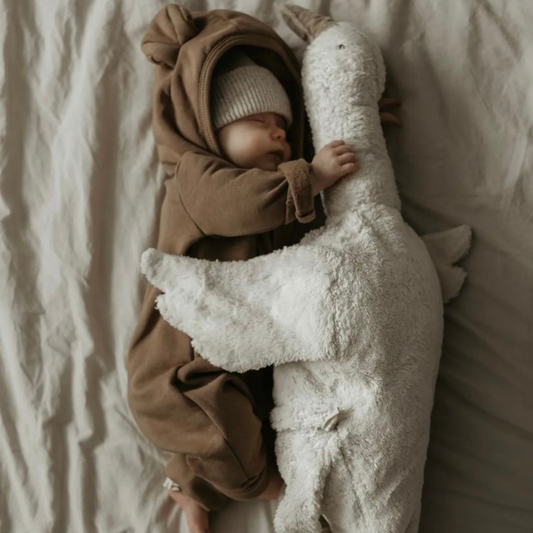 Senger warmte knuffel gans groot wit met een kindje