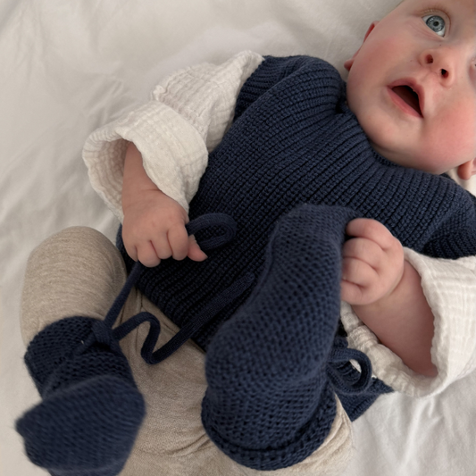 vest baby newborn blue donker blauw merinowol wol spencer