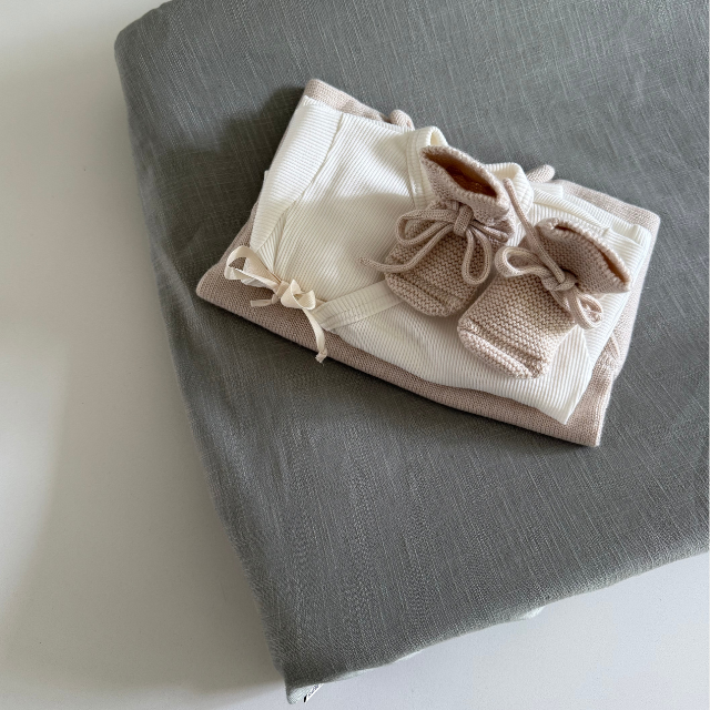 KiCo Label wrap blanket with maxi-cosi openings