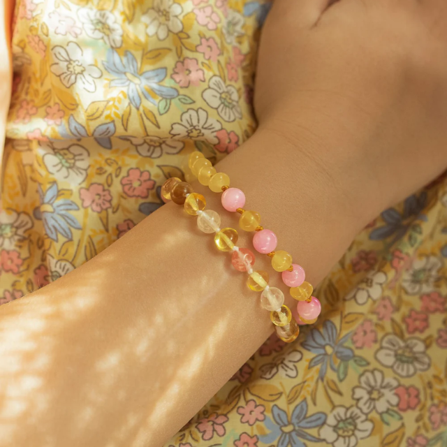 Barnsteen baby armband lemon en rozenkwarts 