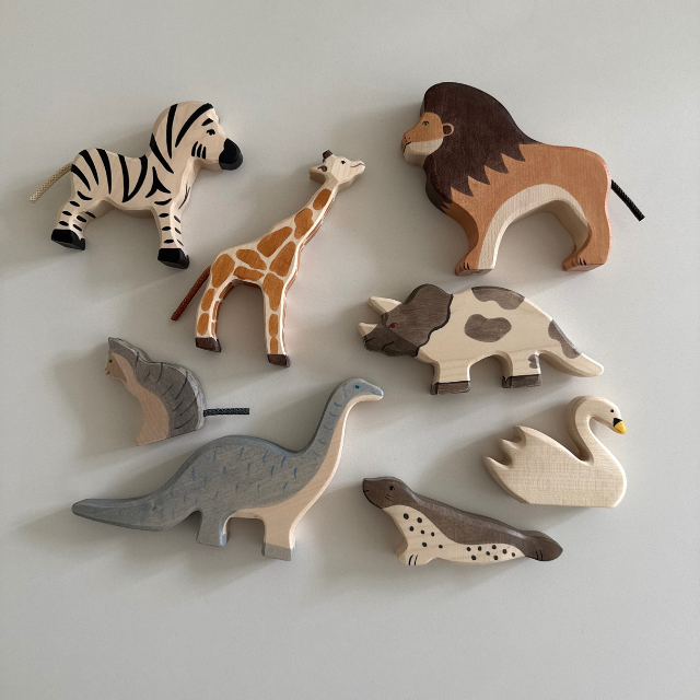 Holztiger brontosaurus dierenset