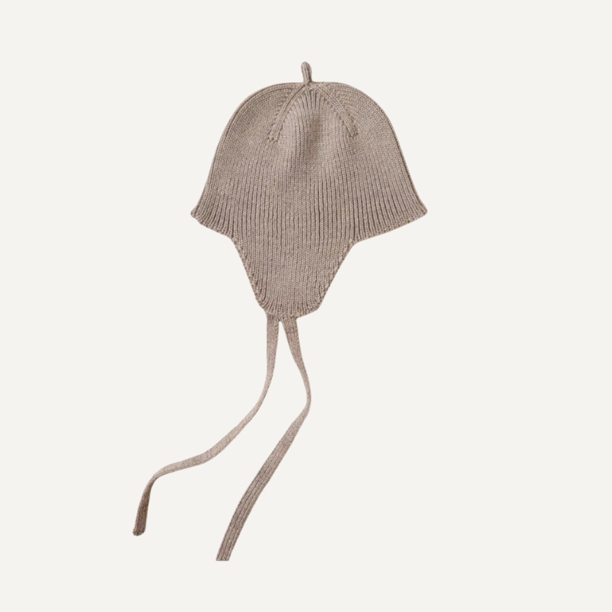 Hvid bonnet kota sand