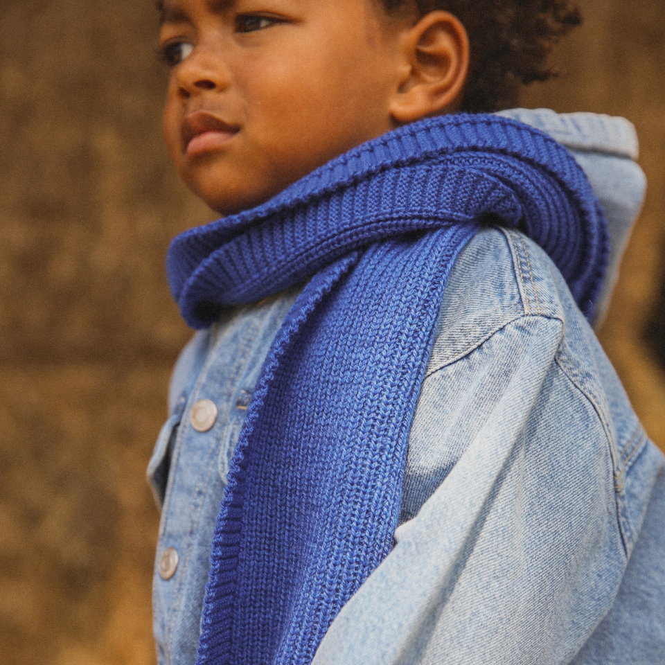 Hvid sjaal gustave cobalt blue jongentje