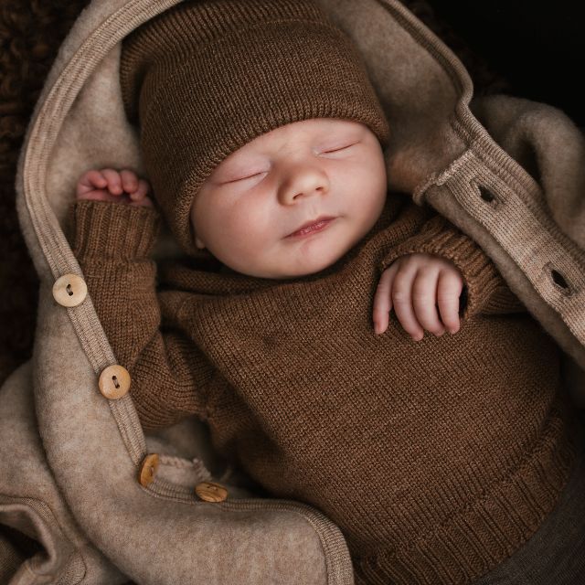 Hvid wollen baby trui georgette mocha 