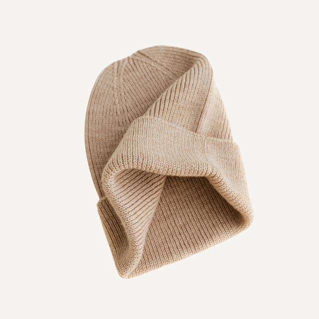 beanie fonzie muts merinowol wol sand zand hvid
