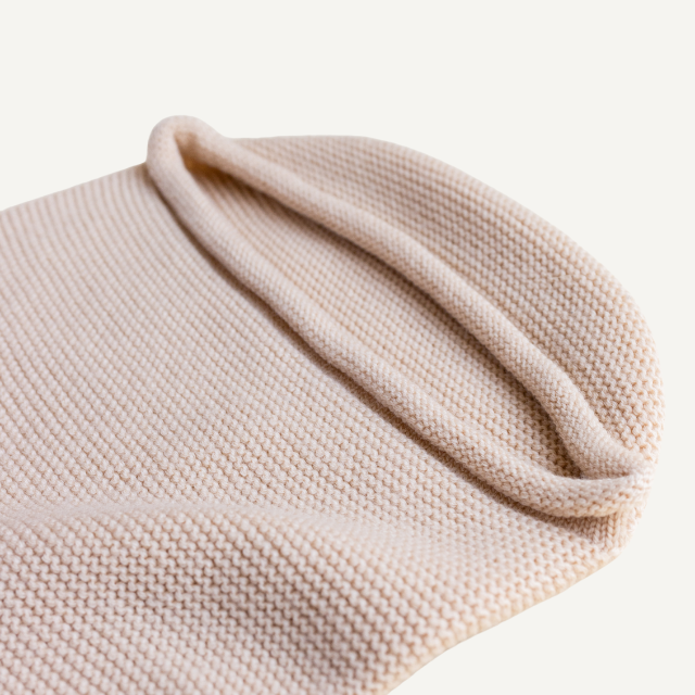 baby newborn hvid cocoon oat beige