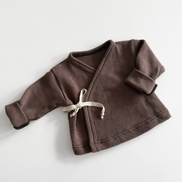 dark taupe newborn set overslagvestje