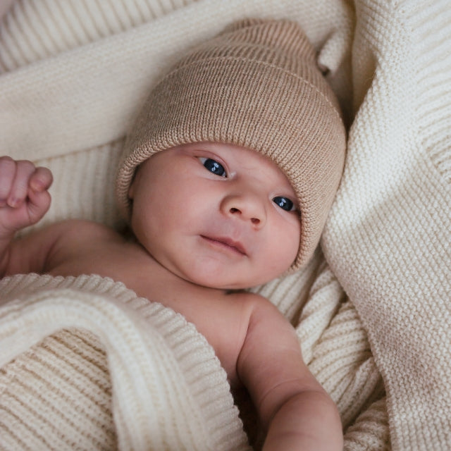 fonzie muts wol naturel newborn hvid