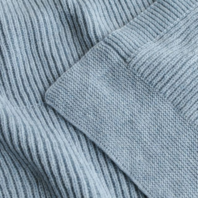 wollen deken frost blue gaston hvid blauw grijs