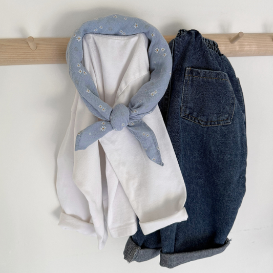 lichtblauw bloemen sjaal kids