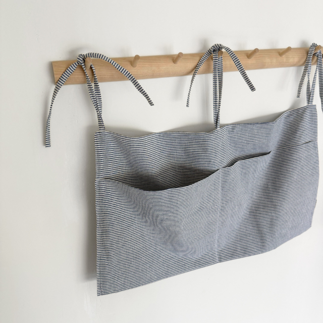 bed box organizer linnen blauw gestreept babykamer