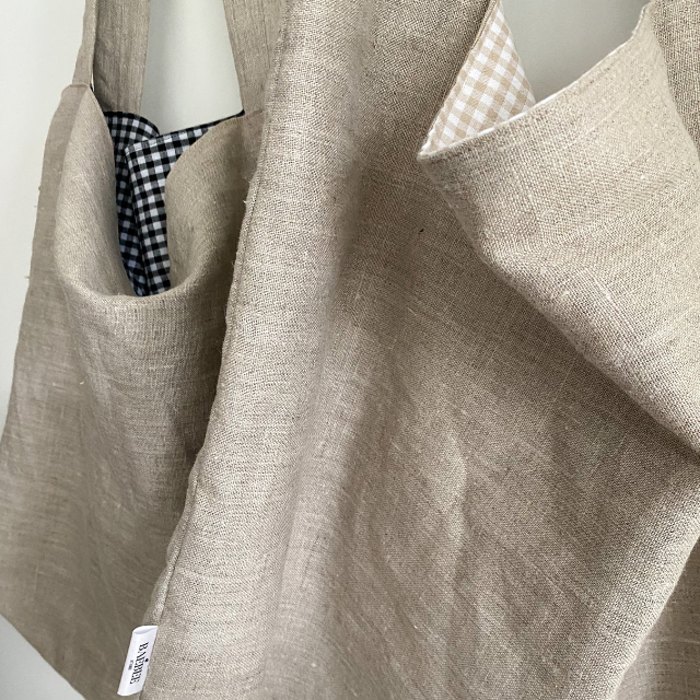 Linnen mombag Julie ingezoomt beige