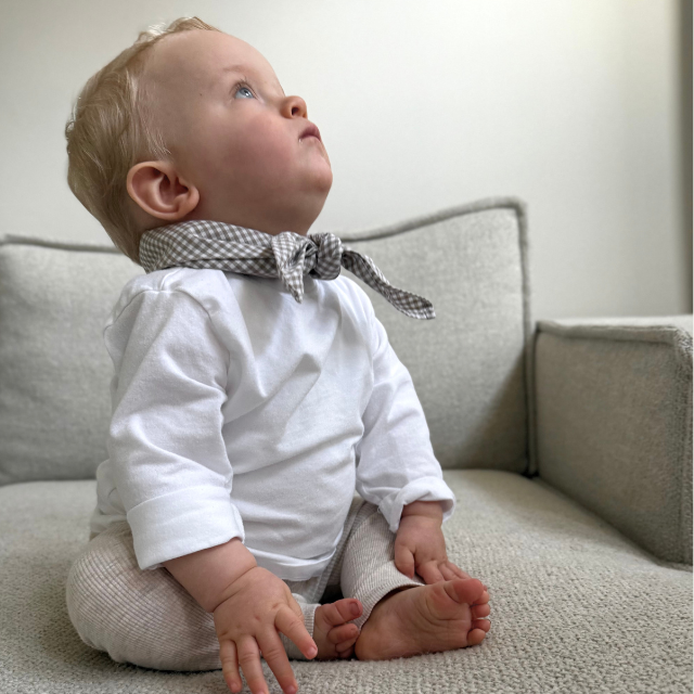 beige geruite sjaal kids baby accessoires