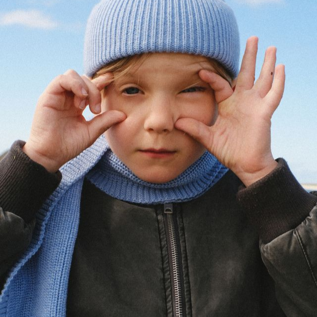 hvid sjaal gustave merinowol kids baby licht blauw beanie muts